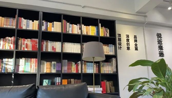 品深设计, 餐饮小生意赚大钱，品深告诉你怎么设计开一家持续赚钱的人气甜品店？